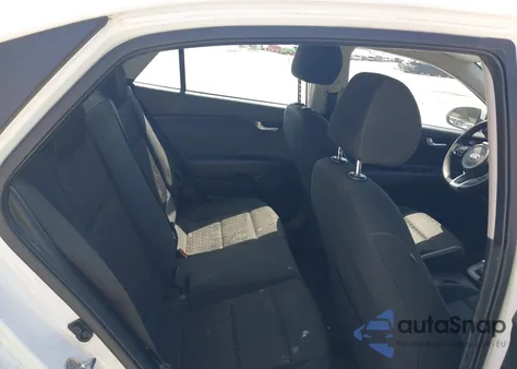 2021 Kia Rio Lx z USA, uszkodzony, nr VIN 3KPA24AD4ME386507